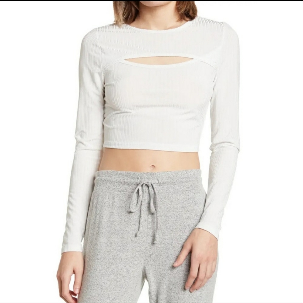 Abound Keyhole Crop Top Long Sleeves White Medium Women's Shirt